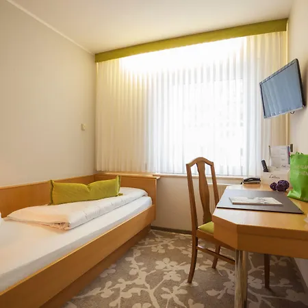 Hotel Haus Andrea 3*