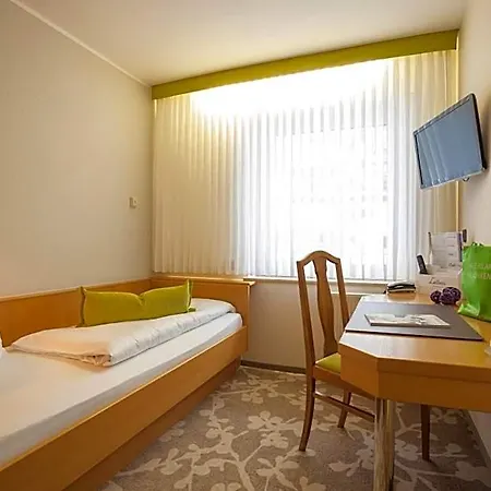 Hotel Haus Andrea 3*